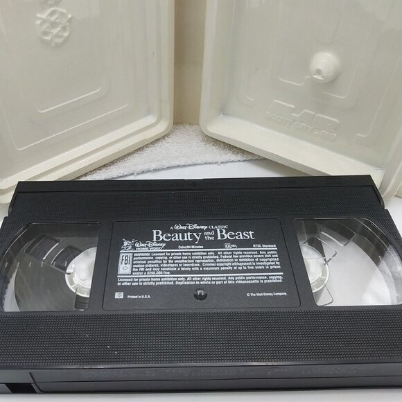 A Walt Disney Classic Beauty and the Beast VHS Clamshell 1992 Belle Family Kids - Picture 8 of 11